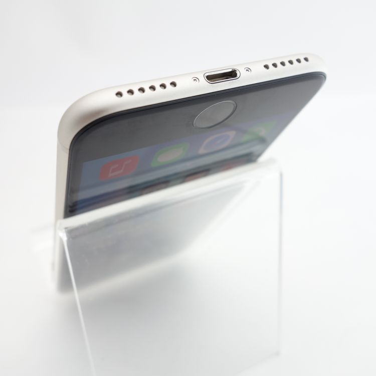 ��SIM�ե꡼��iPhoneSE3 64GB �������饤�� ����87�� �������¡�