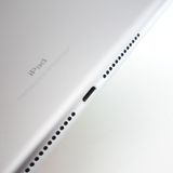 ��9.7�������iPad ��6���� 32GB ���ڡ������쥤 ����97% SIM�ե꡼