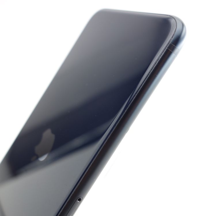 ��SIM�ե꡼��iPhoneSE3 64GB �ߥåɥʥ��� ����96�� �������¡�