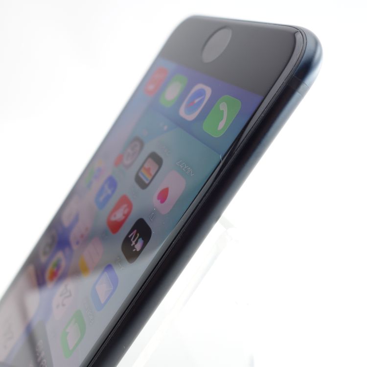 ��SIM�ե꡼��iPhoneSE3 64GB �ߥåɥʥ��� ����100�� �������¡�