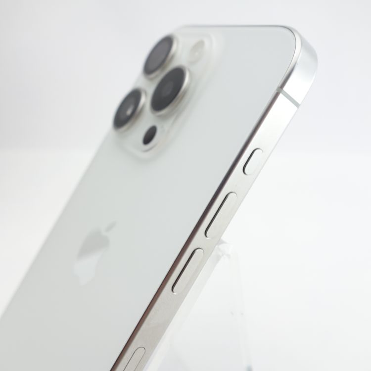 ��SIM�ե꡼��iPhone15Pro 128GB �ۥ磻�ȥ����˥��� ����87�� ���ȥ���