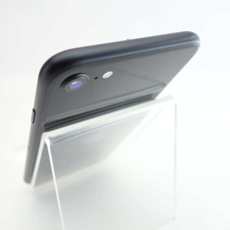 ��SIM�ե꡼��iPhoneSE2 64GB �֥�å� ����86�� �������¡�
