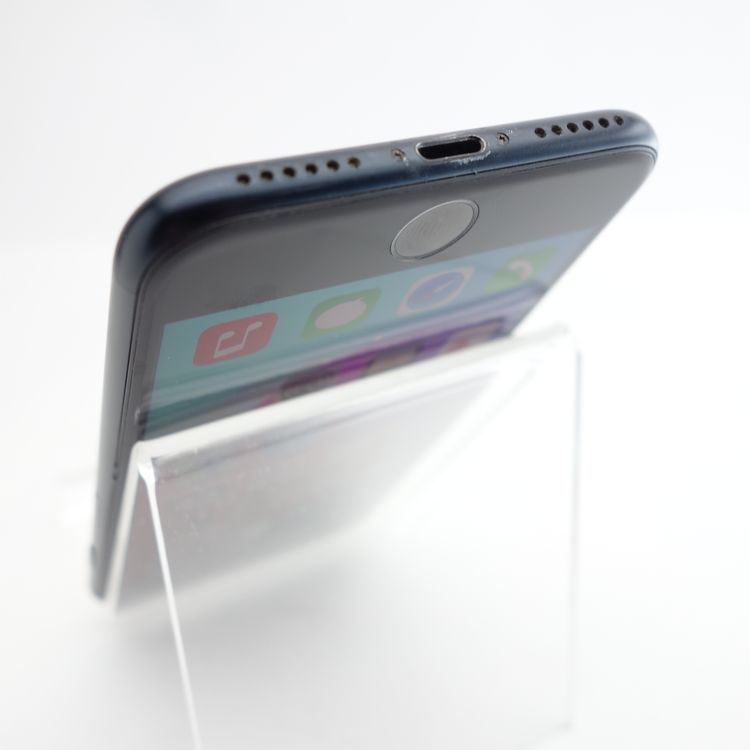 ��SIM�ե꡼��iPhoneSE3 128GB �ߥåɥʥ��� ����87�� �������¡�