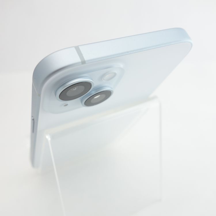 ��SIM�ե꡼��iPhone15 128GB �֥롼 ����86% �������¡�