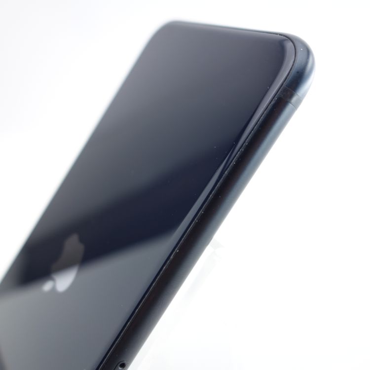 ��SIM�ե꡼��iPhoneSE3 128GB �ߥåɥʥ��� ����84�� �������¡�