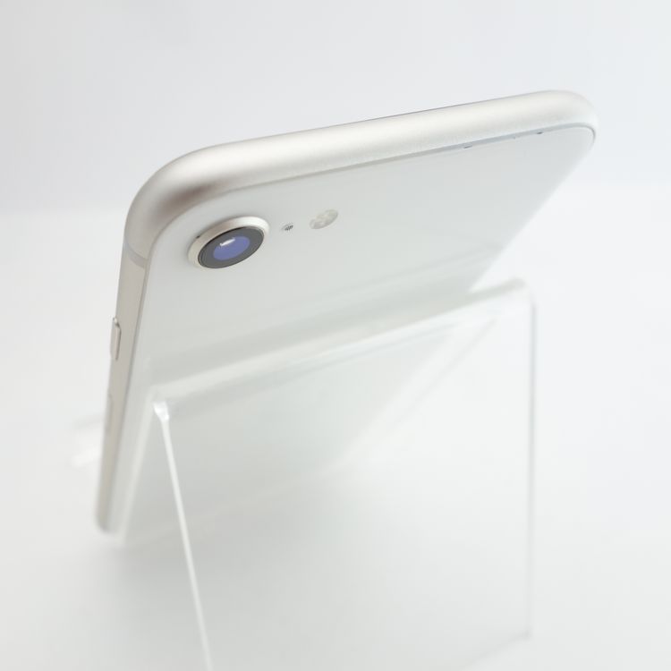 ��SIM�ե꡼��iPhoneSE3 64GB �������饤�� ����86�� �������¡�