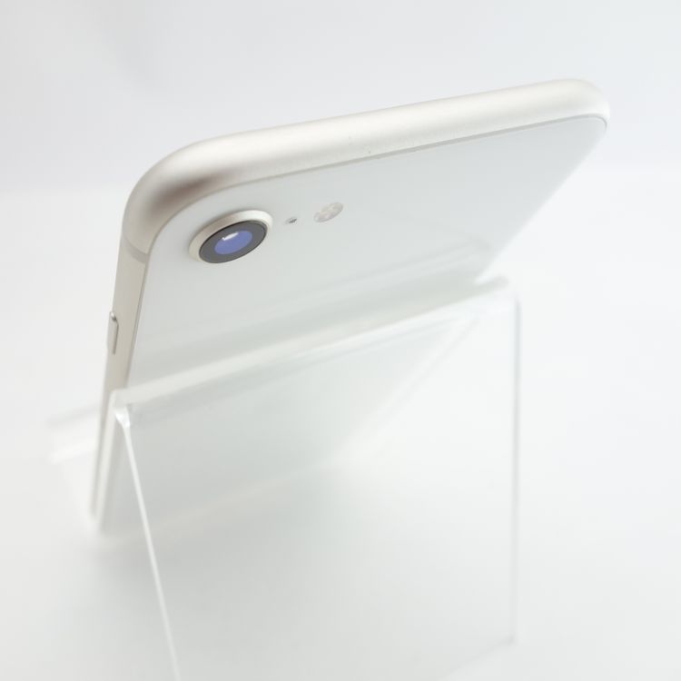 ��SIM�ե꡼��iPhoneSE3 64GB �������饤�� ����90�� �������¡�