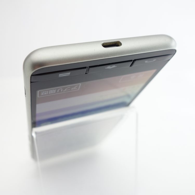 ��SIM�ե꡼��BASIO 4 KYV47 �����ѥ󥴡���� �������¡� au��