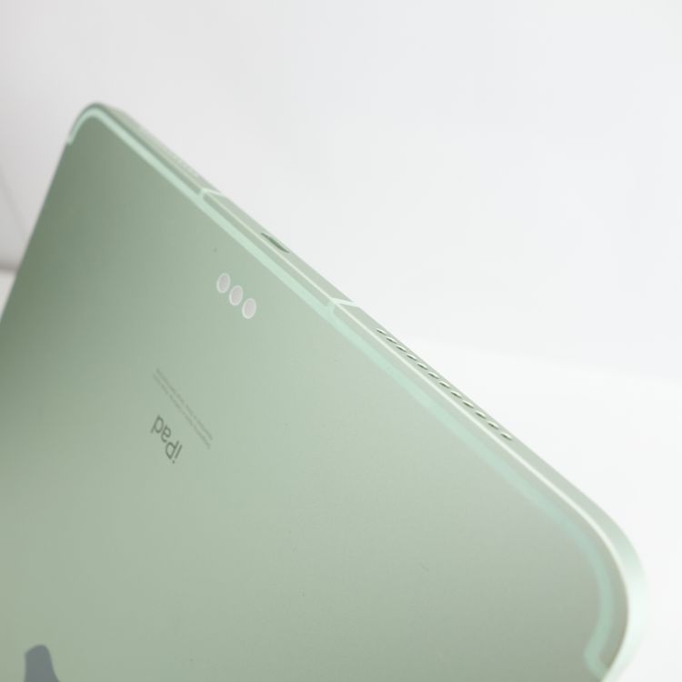 ��11�������iPad Air ��4���� 256GB ���꡼�� ����97�� SIM�ե꡼