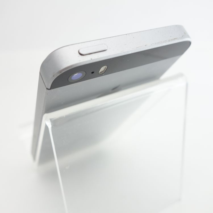 ��SIM�ե꡼��iPhoneSE 64GB ���ڡ������쥤 ����100�� Apple���ȥ���