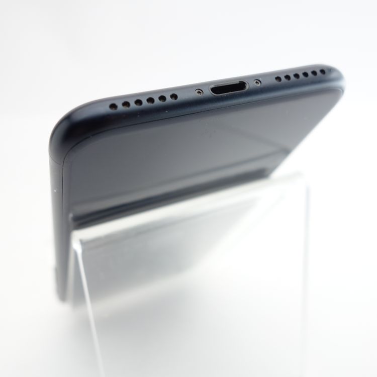 ��SIM�ե꡼��iPhoneSE3 64GB �ߥåɥʥ��� ����86�� �������¡�