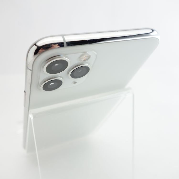 ��SIM�ե꡼��iPhone11Pro 256GB ����С� ����95�� �������¡�