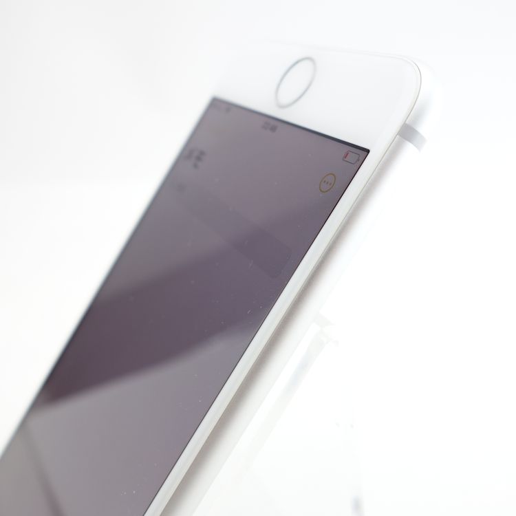 ��SIM�ե꡼��iPhone8 64GB ����С� ����87�� �������¡�