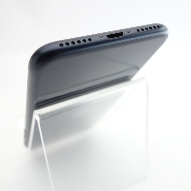 ��SIM�ե꡼��iPhoneSE3 64GB �ߥåɥʥ��� ����98�� �������¡�