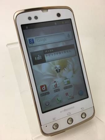 ��docomo��ARROWS Kiss F-03D �ץ쥷�㥹�ۥ磻��
