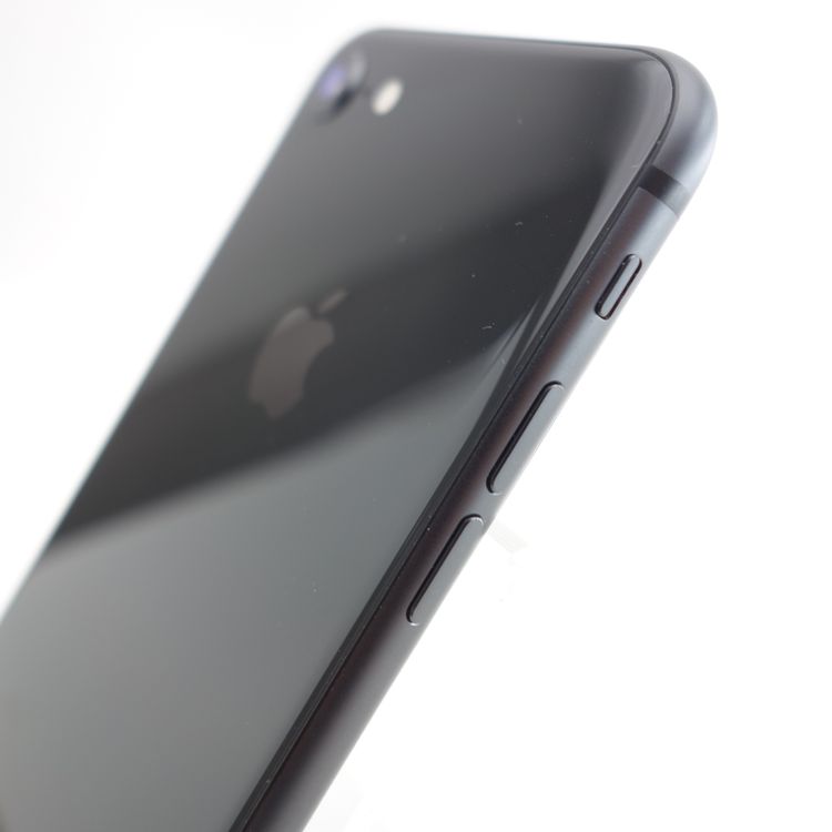 ��SIM�ե꡼��iPhone8 64GB ���ڡ������쥤 ����84�� �������¡�