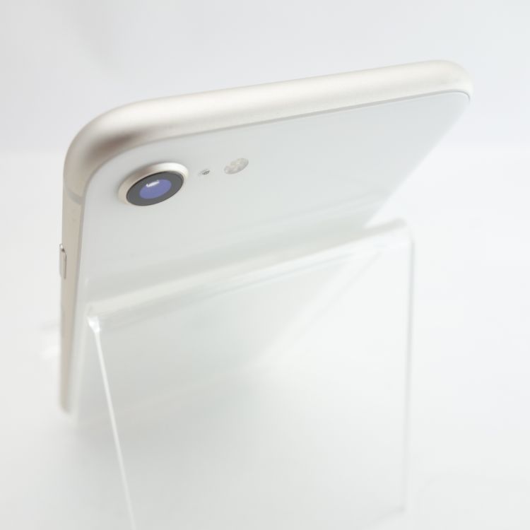 ��SIM�ե꡼��iPhoneSE3 64GB �������饤�� ����86�� �������¡�