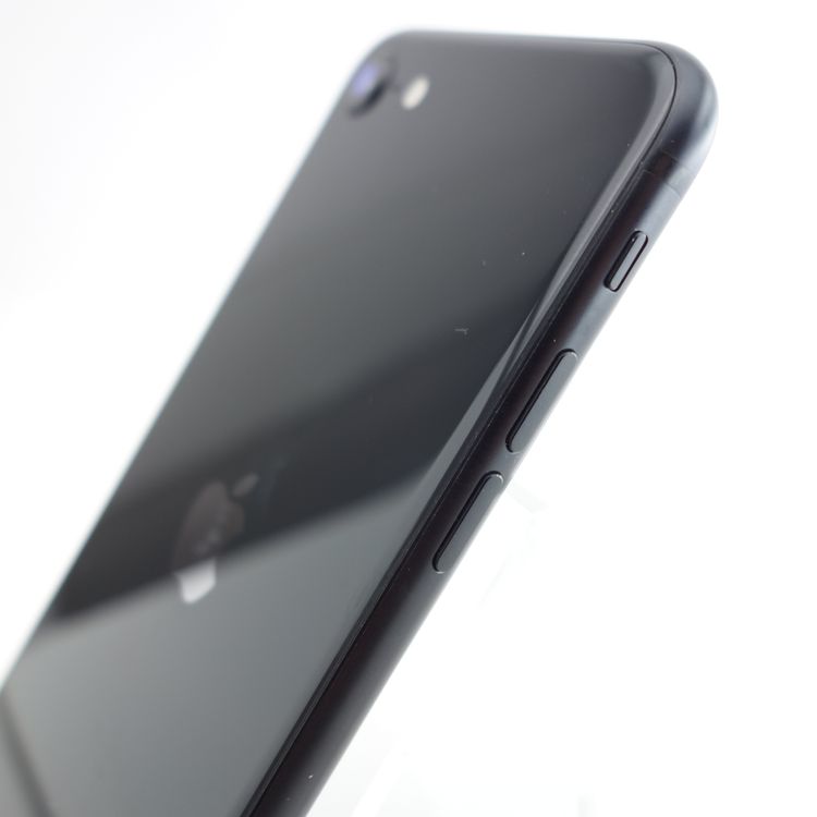 ��SIM�ե꡼��iPhoneSE2 64GB �֥�å� ����86�� �������¡�