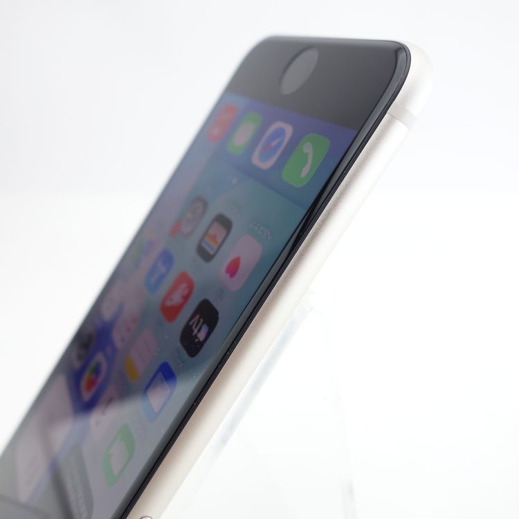 ��SIM�ե꡼��iPhoneSE3 64GB �������饤�� ����91�� �������¡�
