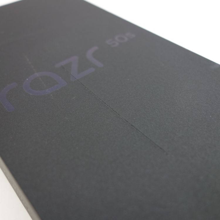 ��SIM�ե꡼��MOTOROLA razr 50s ����ɥ��꡼�� �������¡�