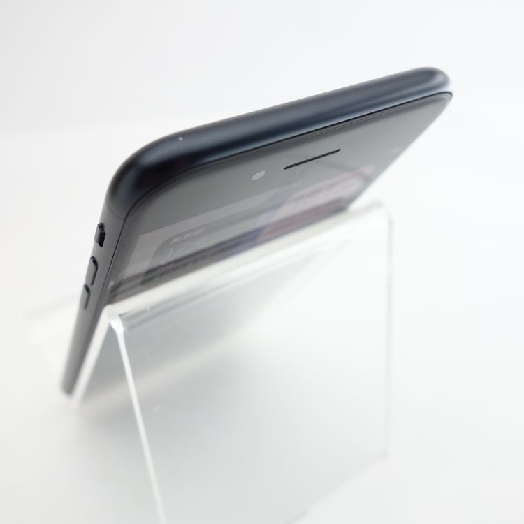 ��SIM�ե꡼��iPhoneSE3 64GB �ߥåɥʥ��� ����97�� �������¡�