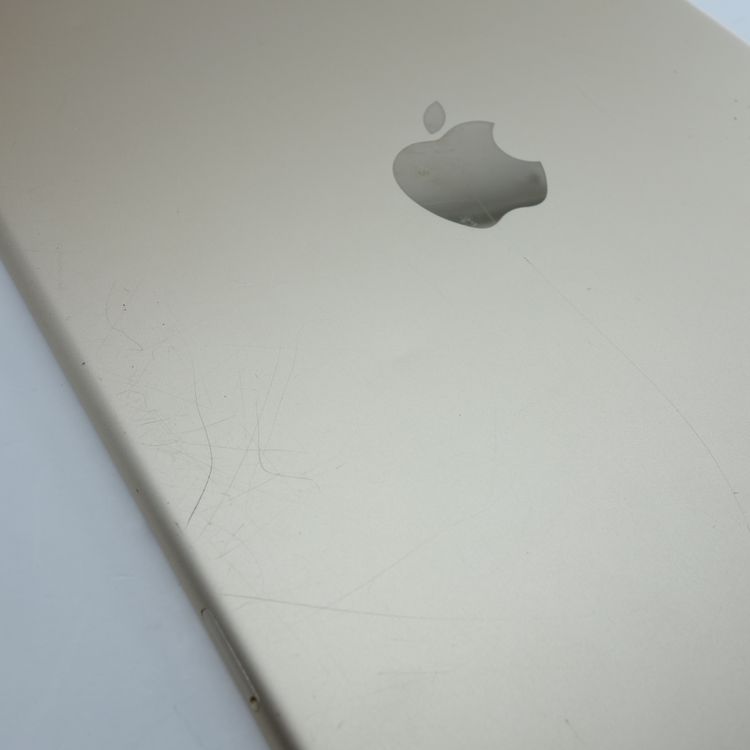 ��9.7�������iPad Air2 16GB ������� ����100�� �������¡� au��