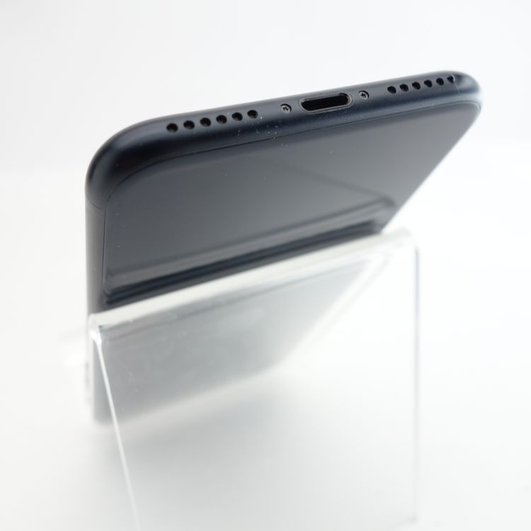 ��SIM�ե꡼��iPhoneSE3 64GB �ߥåɥʥ��� ����91�� �������¡�