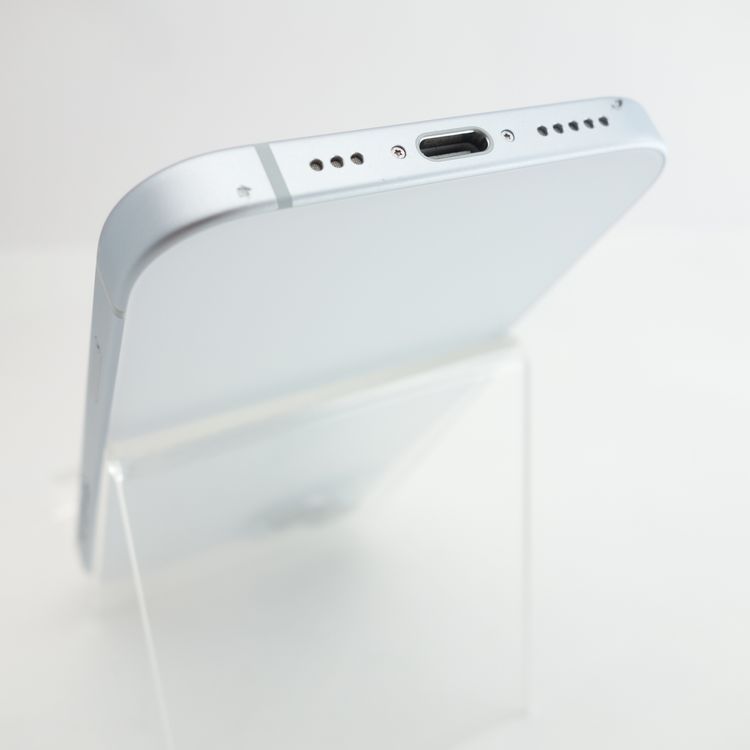 ��SIM�ե꡼��iPhone15 128GB �֥롼 ����93% �������¡�