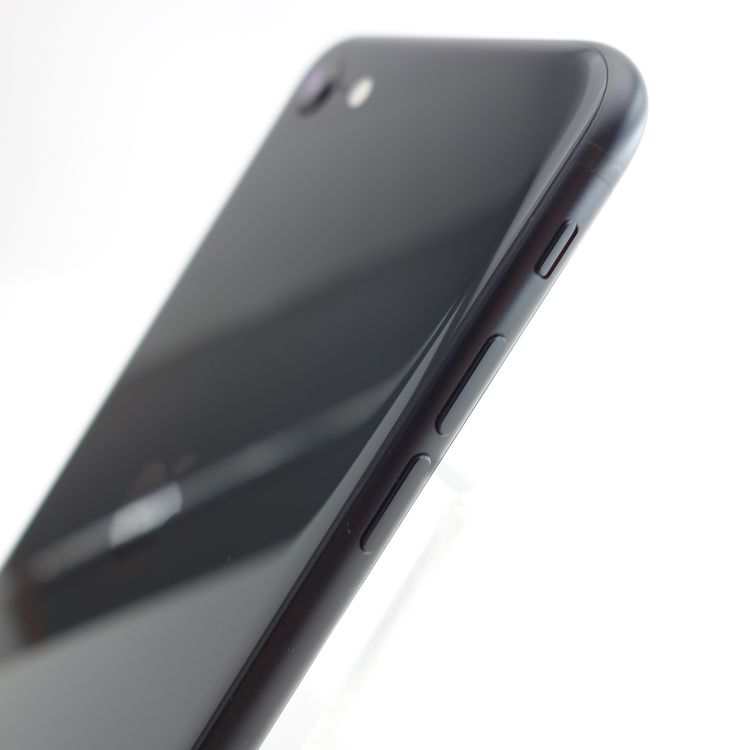 ��SIM�ե꡼��iPhoneSE2 64GB �֥�å� ����85�� �������¡�
