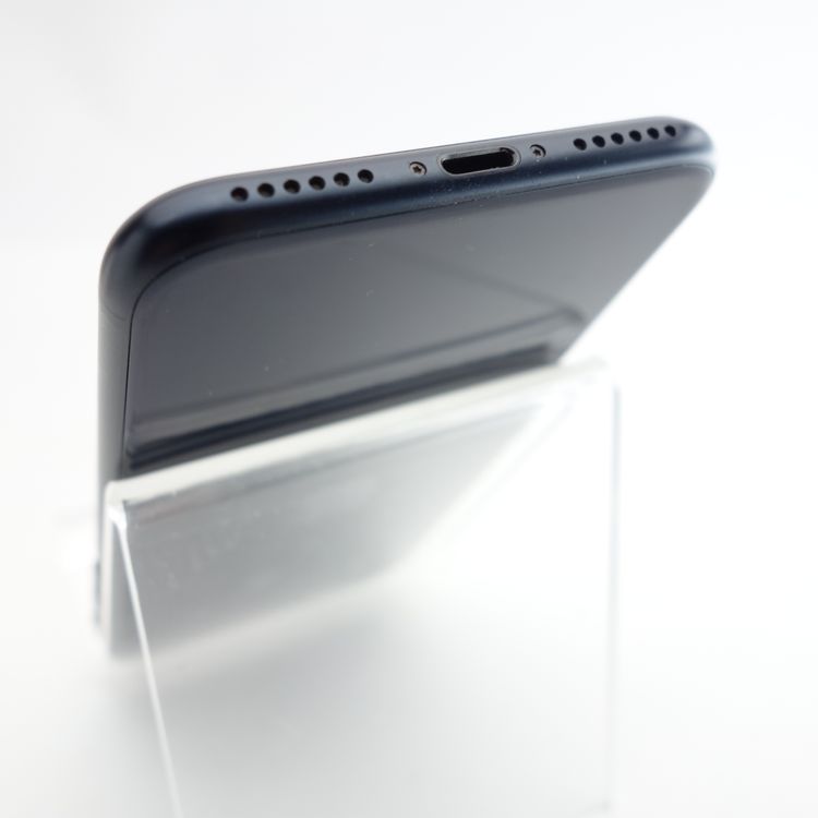��SIM�ե꡼��iPhoneSE3 64GB �ߥåɥʥ��� ����93�� �������¡�