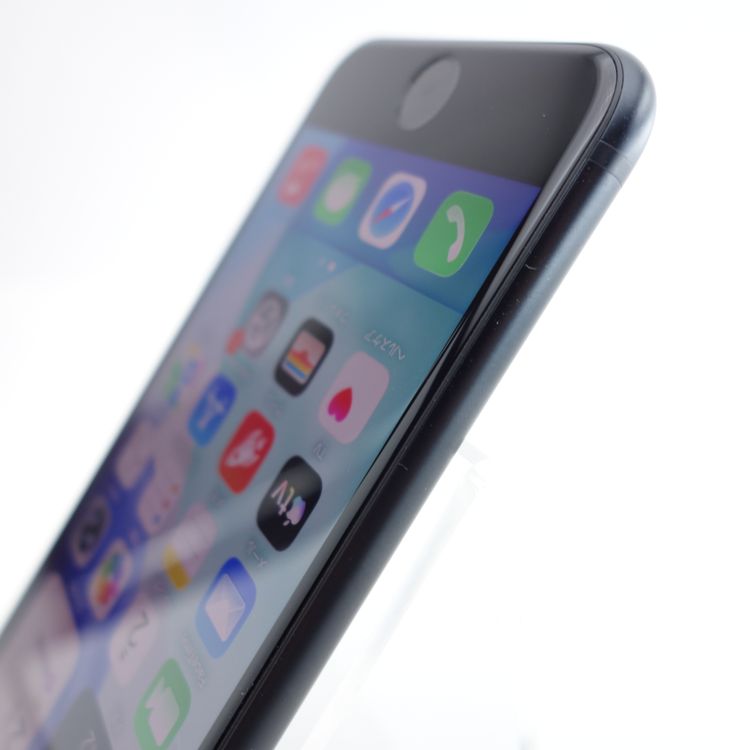 ��SIM�ե꡼��iPhoneSE3 64GB �ߥåɥʥ��� ����85�� �������¡�