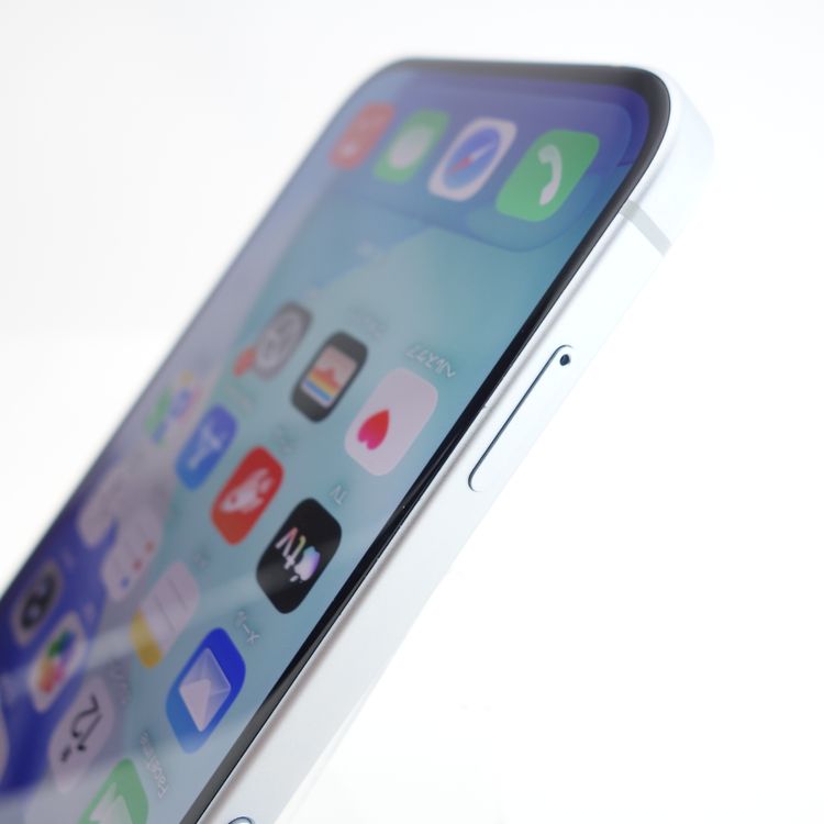 ��SIM�ե꡼��iPhone15 256GB �֥롼 ����83% �������¡�
