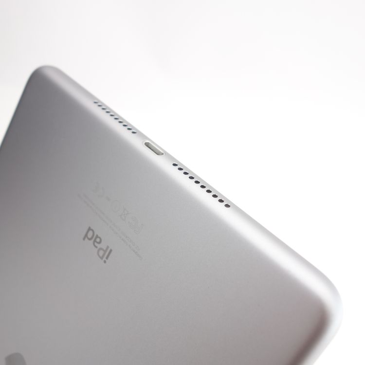 ��7.9�������iPad mini 4 128GB ���ڡ������쥤 ����97�� SIM�ե꡼