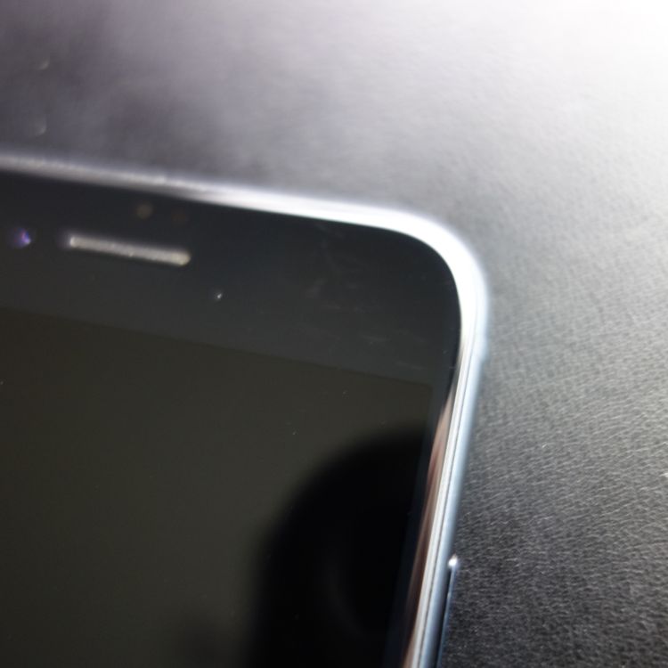 ��SIM�ե꡼��iPhoneSE3 64GB �ߥåɥʥ��� ����93�� �������¡�