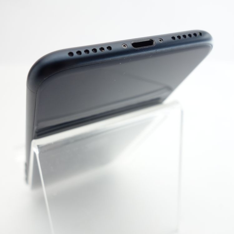 ��SIM�ե꡼��iPhoneSE3 64GB �ߥåɥʥ��� ����89�� �������¡�