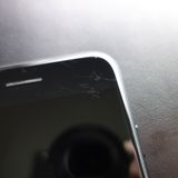 ��SIM�ե꡼��iPhoneSE3 64GB �ߥåɥʥ��� ����82�� �������¡�