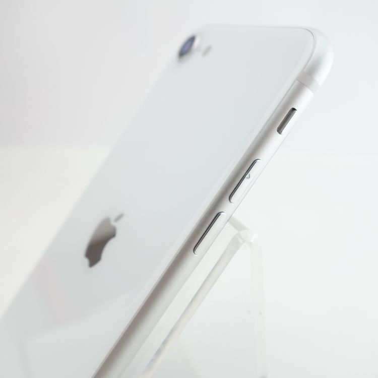 ��SIM�ե꡼��iPhoneSE2 128GB �ۥ磻�� ����88�� �������¡�