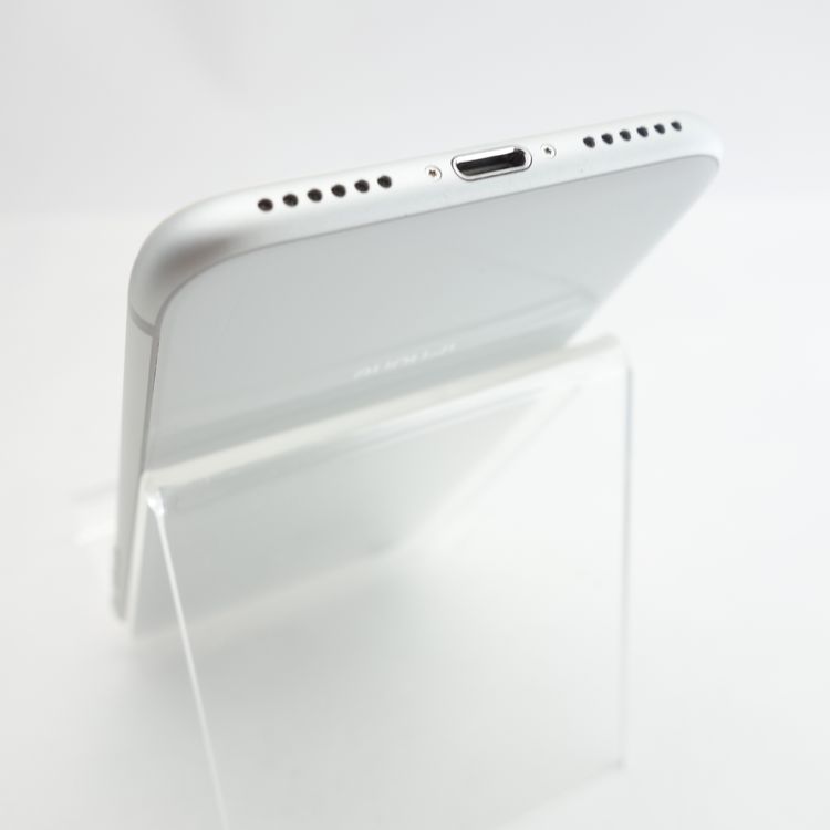 ��SIM�ե꡼��iPhone8 64GB ����С� ����100�� �������¡�