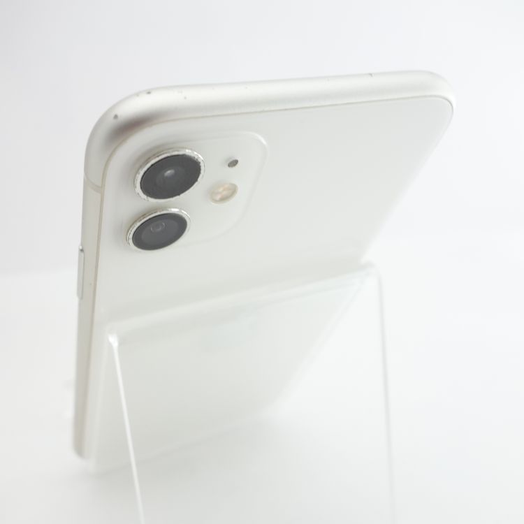 �ڥ���󥯡�iPhone11 64GB �ۥ磻�� ����100�� �������¡� ����������