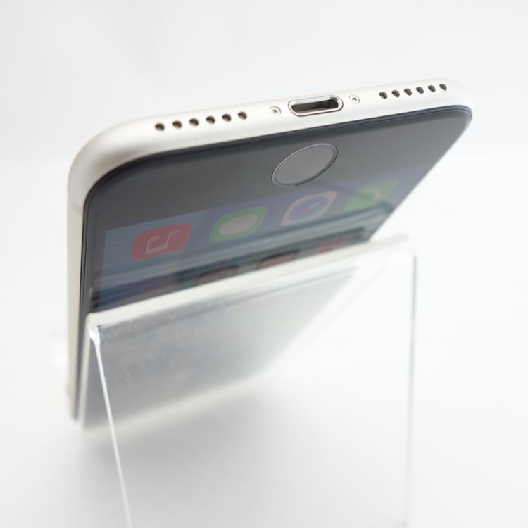 ��SIM�ե꡼��iPhoneSE3 64GB �������饤�� ����91�� �������¡�