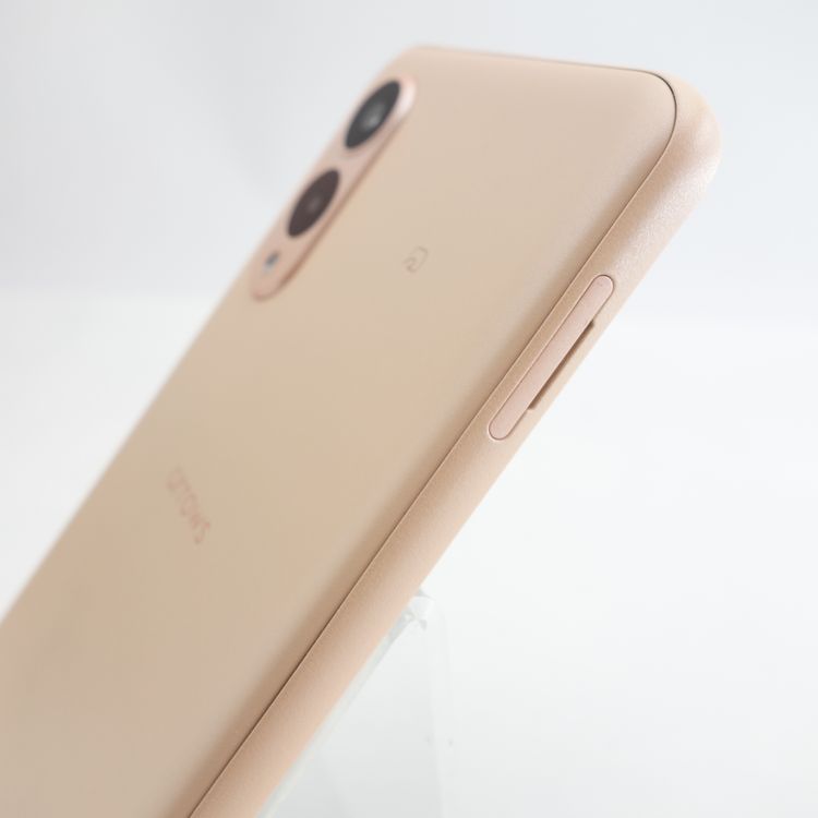 ��SIM�ե꡼��arrows We2 F-52E �饤�ȥ���� �������¡� docomo��