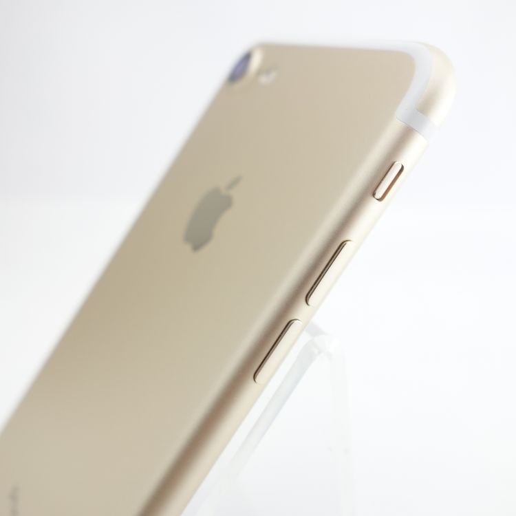 ��SIM�ե꡼��iPhone7 32GB ������� ����85�� �������¡�