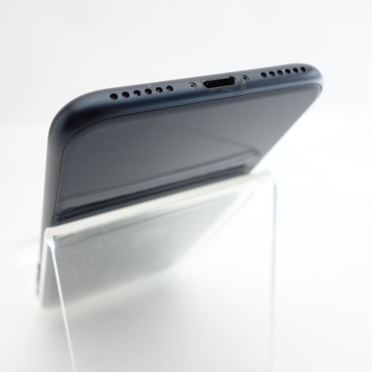 ��SIM�ե꡼��iPhoneSE3 64GB �ߥåɥʥ��� ����96�� �������¡�