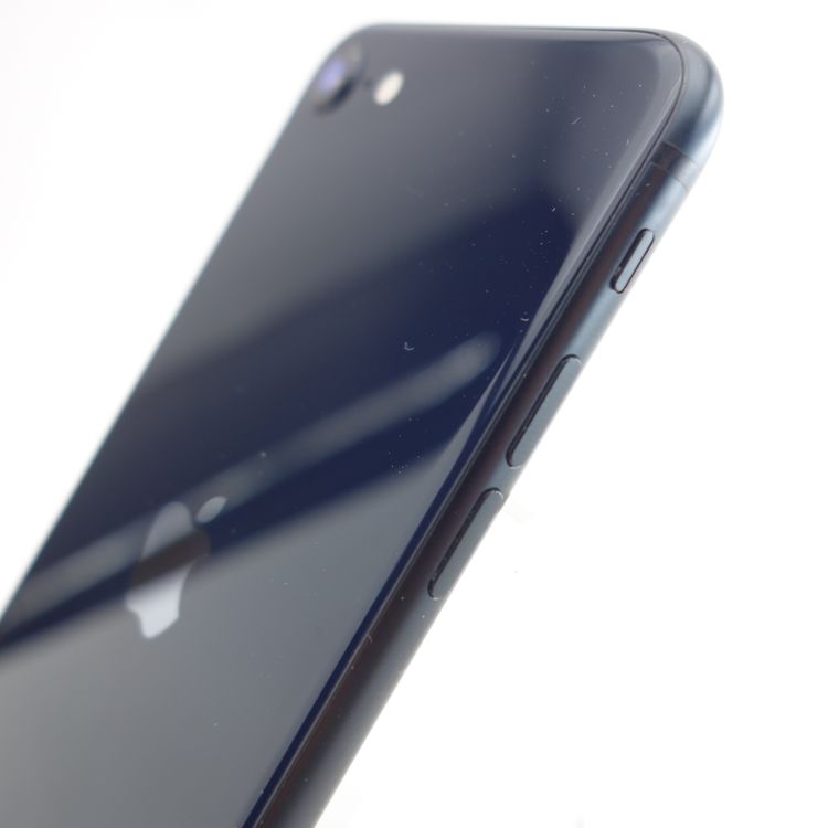 ��SIM�ե꡼��iPhoneSE3 64GB �ߥåɥʥ��� ����99�� �������¡�