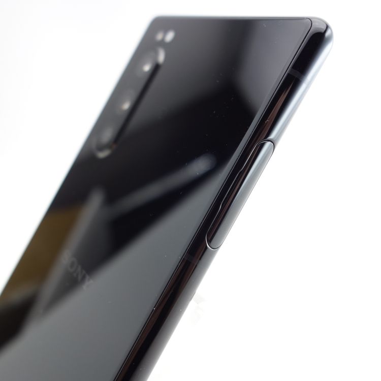 ��SIM�ե꡼��Xperia 5 SO-01M �֥�å� �������¡� docomo��S