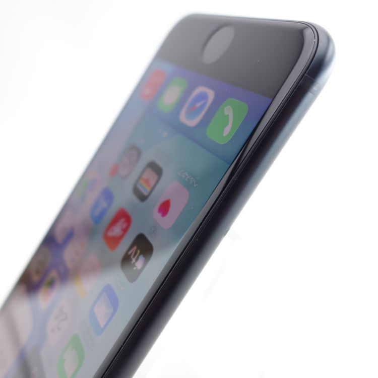 ��SIM�ե꡼��iPhoneSE3 64GB �ߥåɥʥ��� ����89�� �������¡�