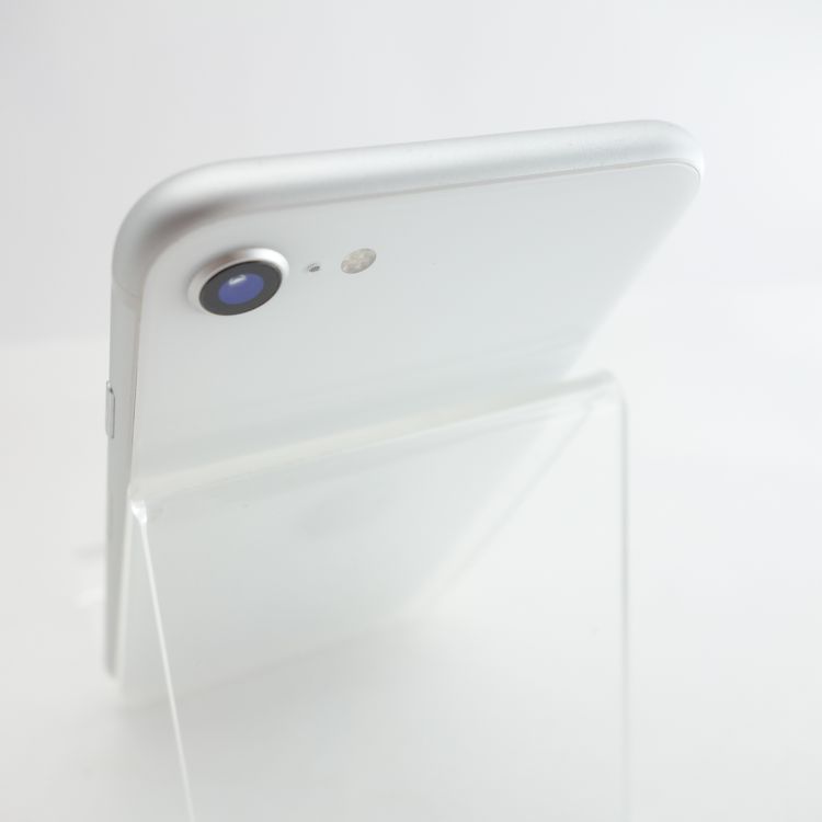 ��SIM�ե꡼��iPhoneSE2 128GB �ۥ磻�� ����86�� �������¡�