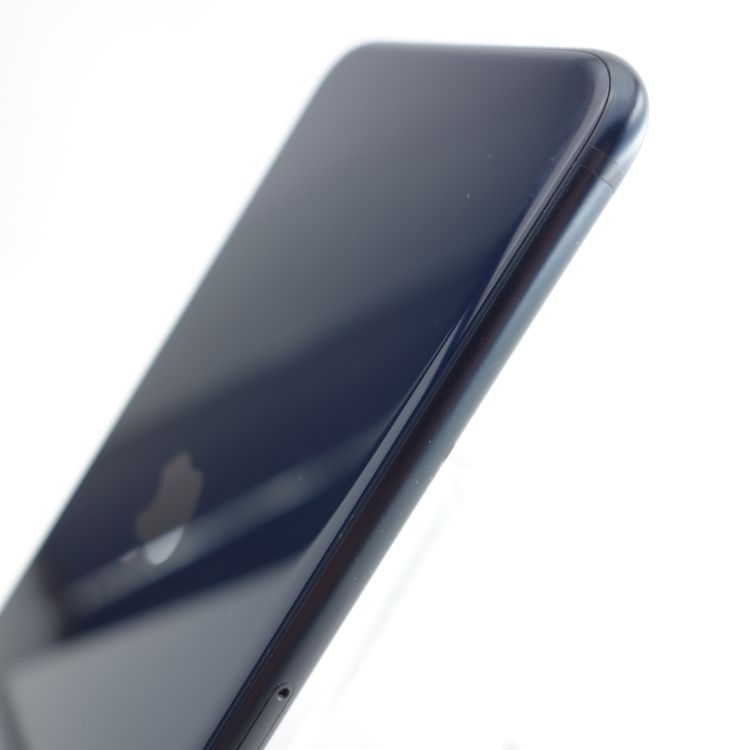 ��SIM�ե꡼��iPhoneSE3 128GB �ߥåɥʥ��� ����86�� �������¡�