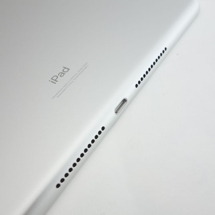��10.2�������iPad ��9���� 64GB ����С� ����100�� SIM�ե꡼