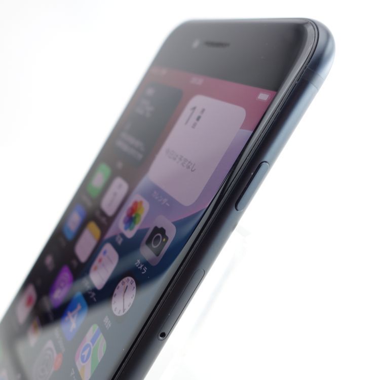 ��SIM�ե꡼��iPhoneSE3 64GB �ߥåɥʥ��� ����96�� �������¡�